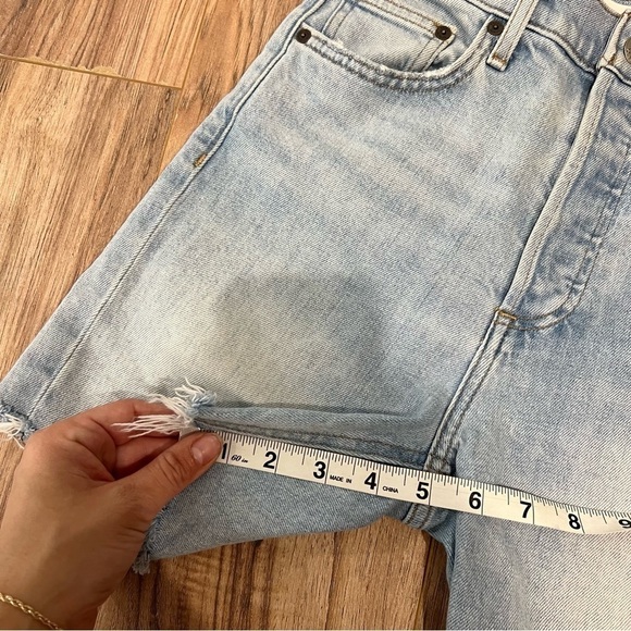 Aritzia Denim Forum The Yoko High Rise Slim denim cut-off shorts - Picture 7 of 10
